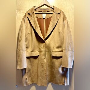 Elegant Tan Women's Coat